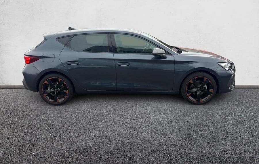 Choisissez votre cupra leon chez CarGo Flex