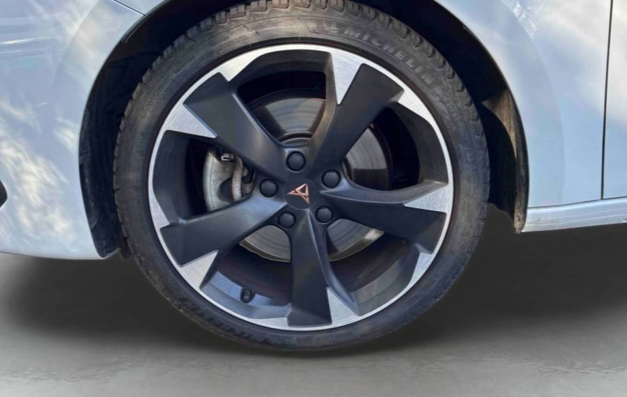 Choisissez votre cupra leonbreak chez CarGo Flex
