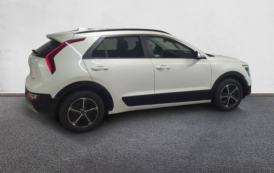 Choisissez votre kia niro chez CarGo Flex