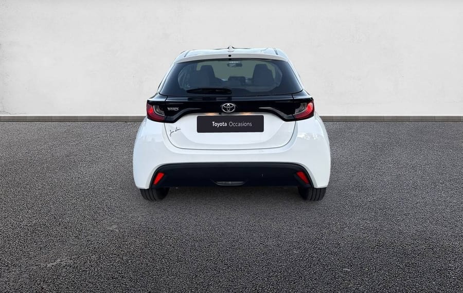 Choisissez votre toyota yaris chez CarGo Flex