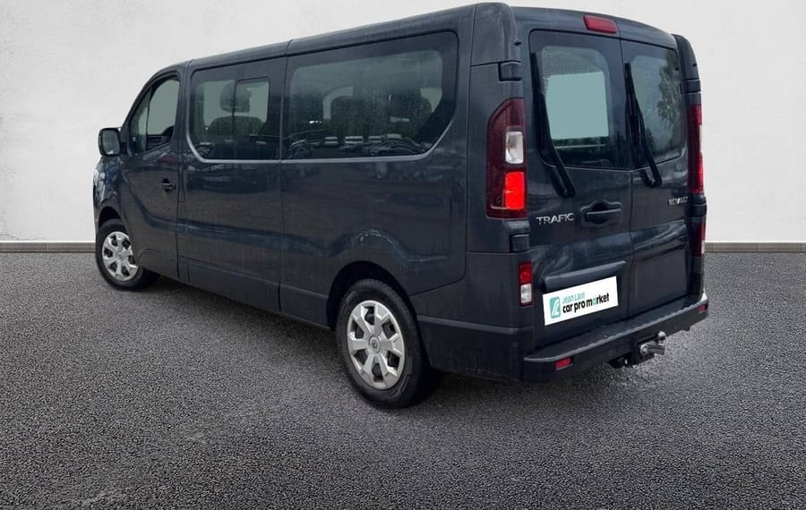 Choisissez votre renault traficcombi chez CarGo Flex