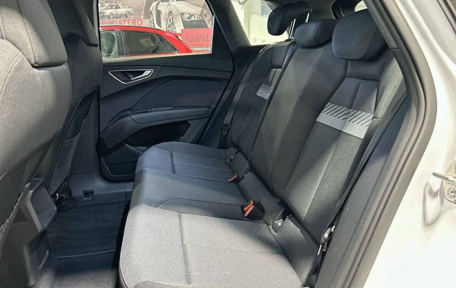 Choisissez votre audi q4electrique chez CarGo Flex