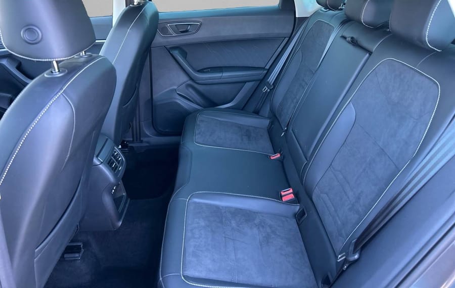 Choisissez votre seat ateca chez CarGo Flex