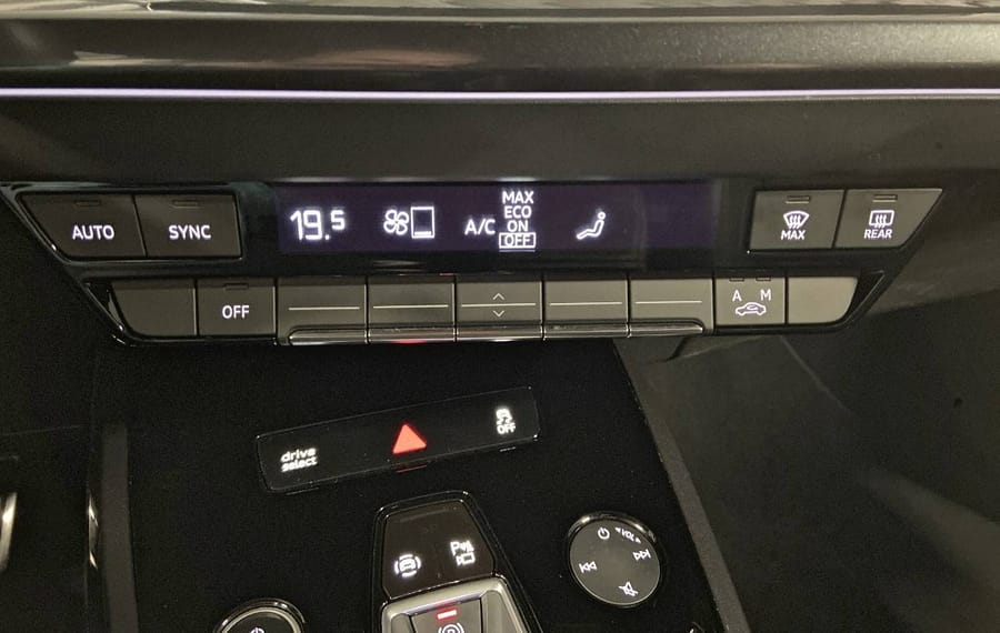 Choisissez votre audi q4electrique chez CarGo Flex