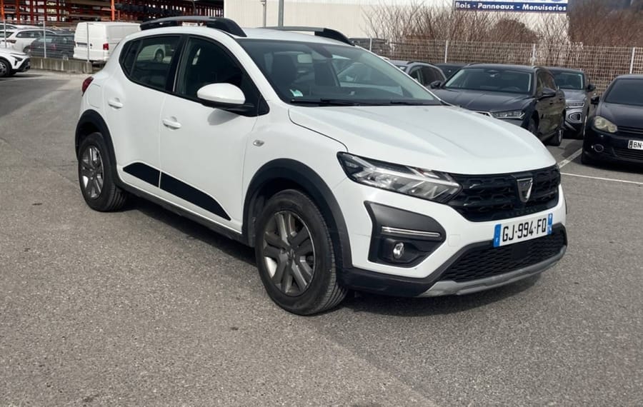 Choisissez votre dacia sandero chez CarGo Flex