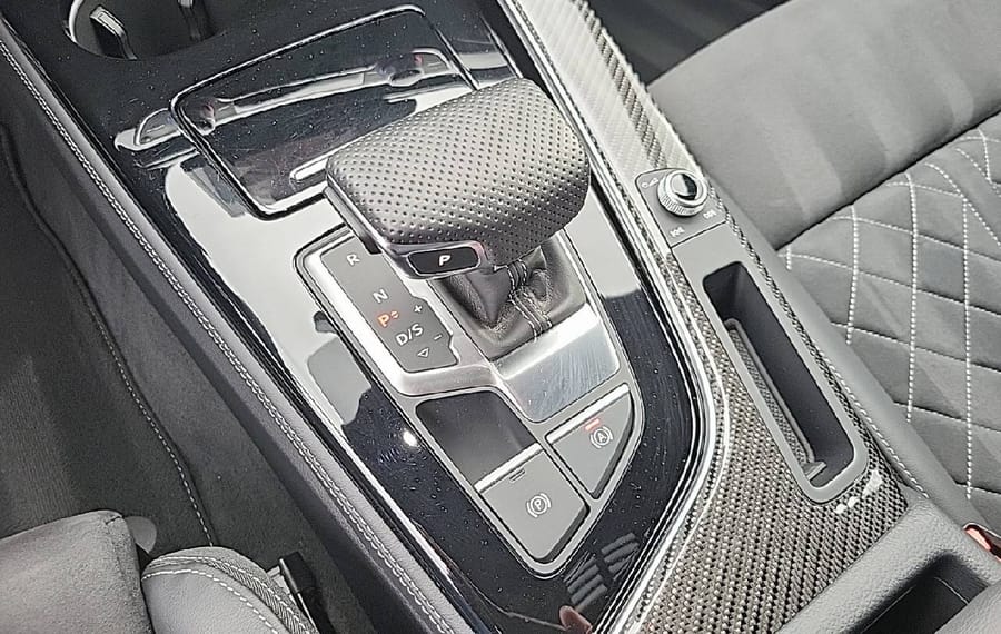 Choisissez votre audi a4 chez CarGo Flex