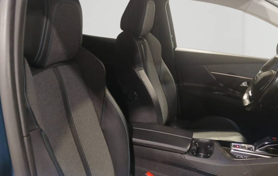 Choisissez votre peugeot 3008 chez CarGo Flex