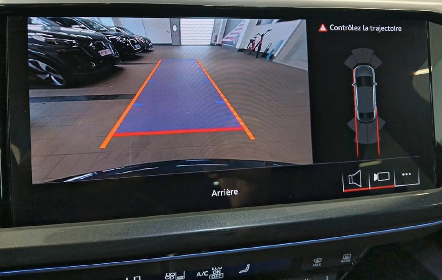 Choisissez votre audi q4electrique chez CarGo Flex
