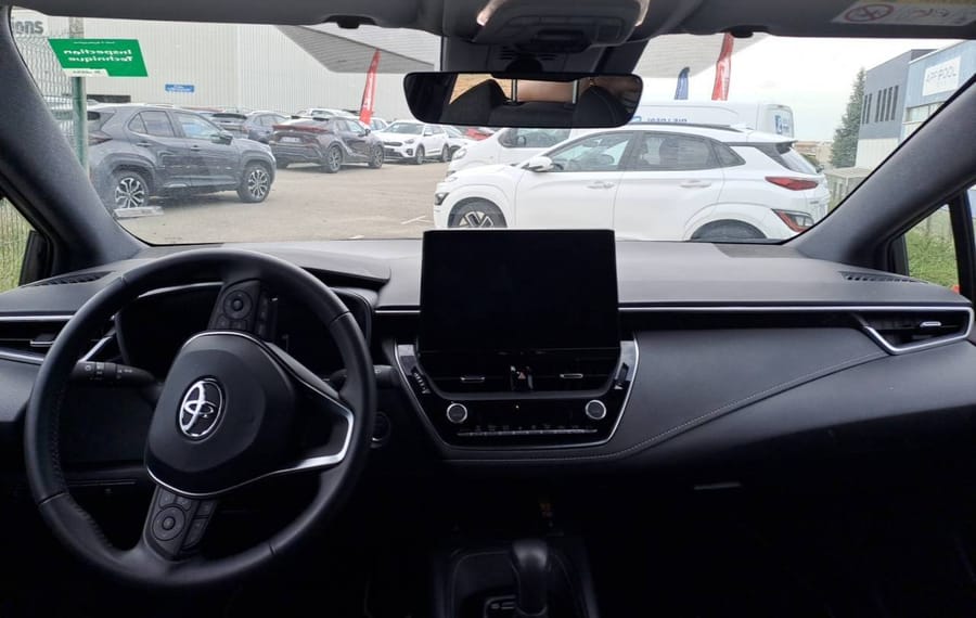 Choisissez votre toyota corollabreak chez CarGo Flex