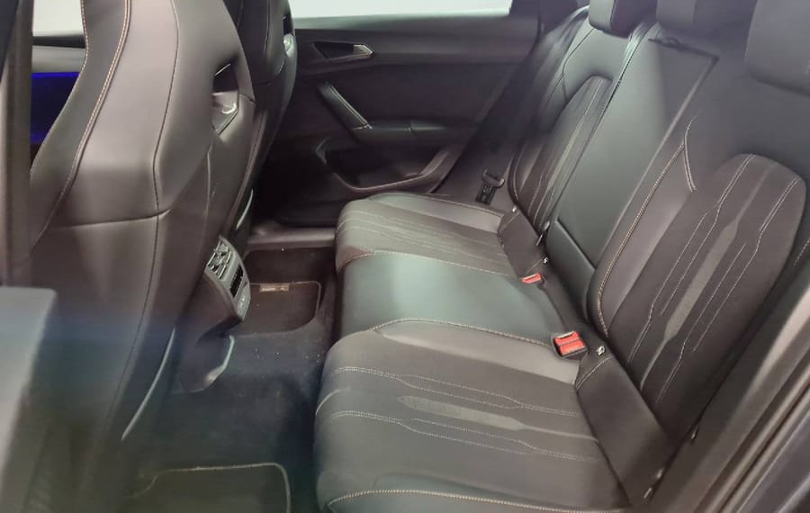 Choisissez votre cupra leonbreak chez CarGo Flex