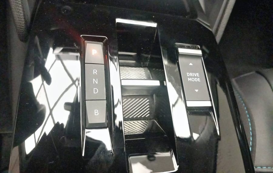 Choisissez votre citroen c4electrique chez CarGo Flex