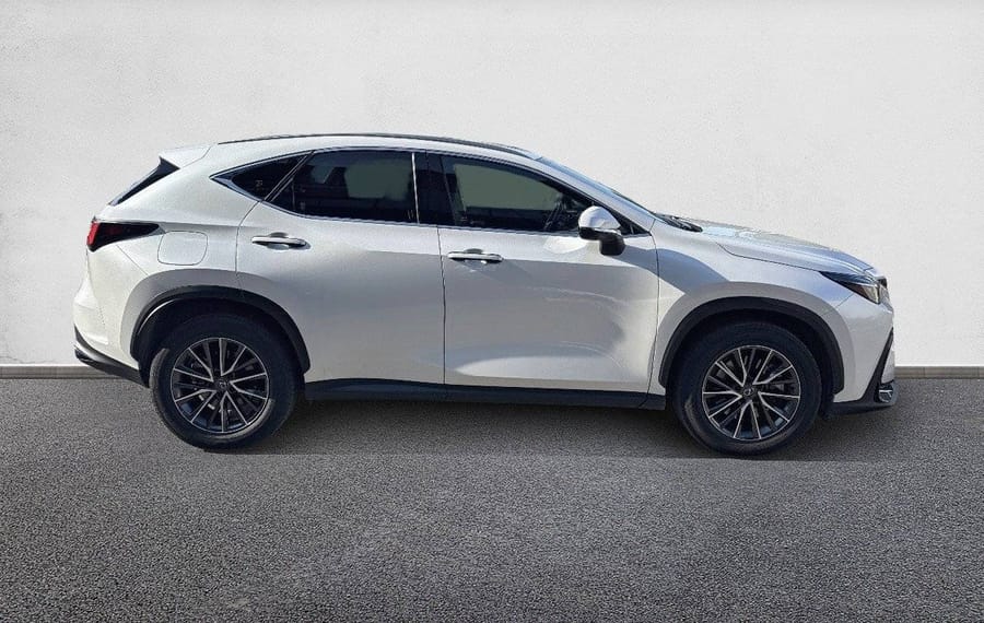 Choisissez votre lexus nx chez CarGo Flex