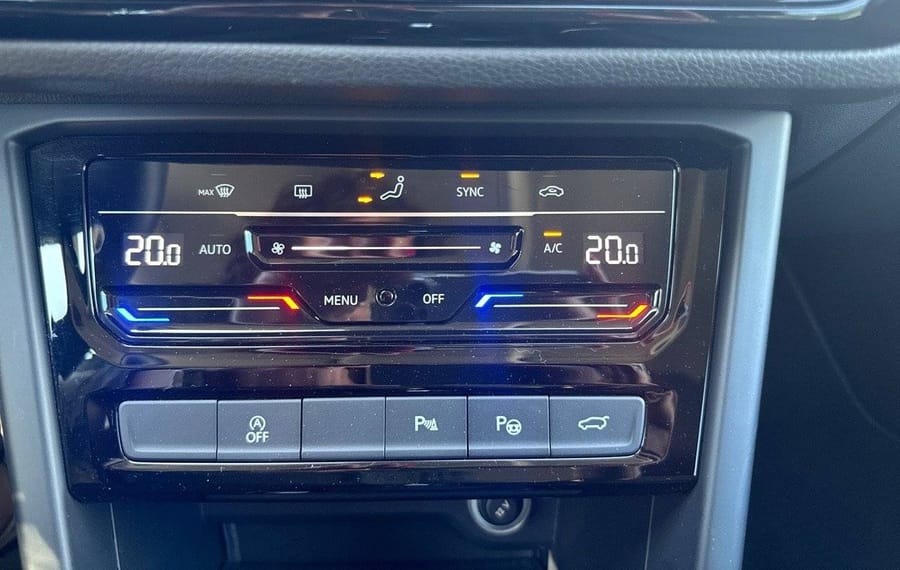 Choisissez votre volkswagen touran chez CarGo Flex