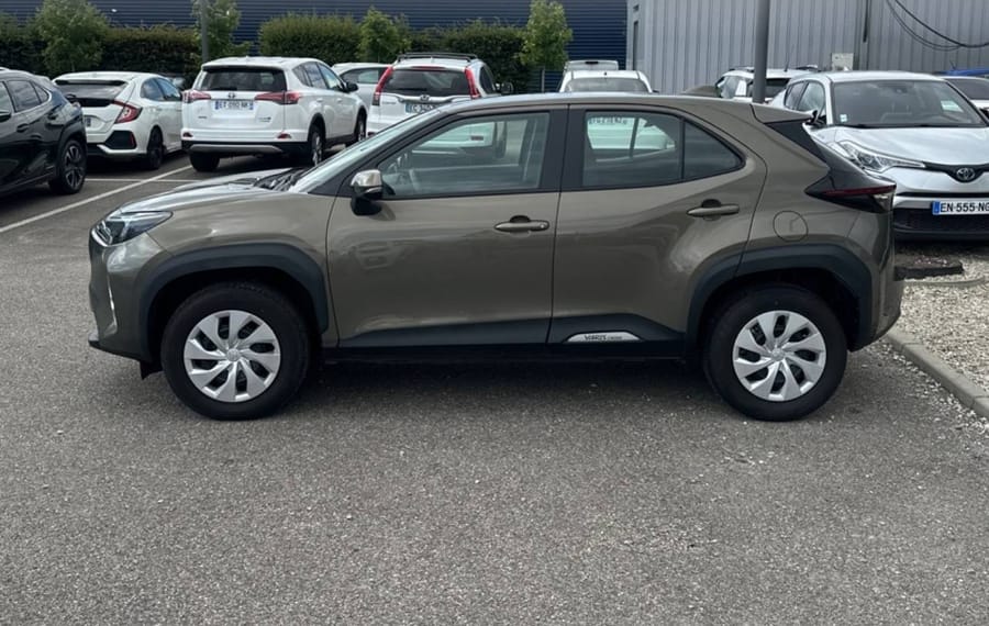 Choisissez votre toyota yariscross chez CarGo Flex