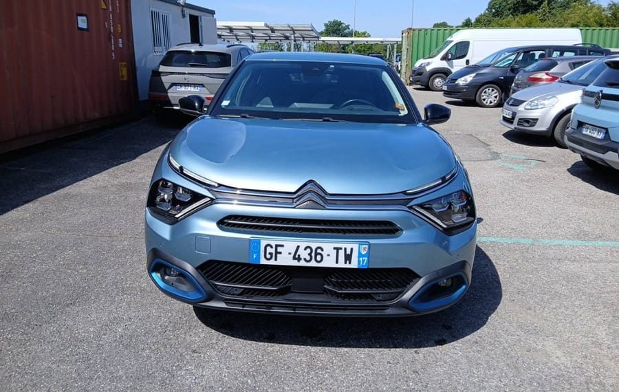 Choisissez votre citroen c4electrique chez CarGo Flex