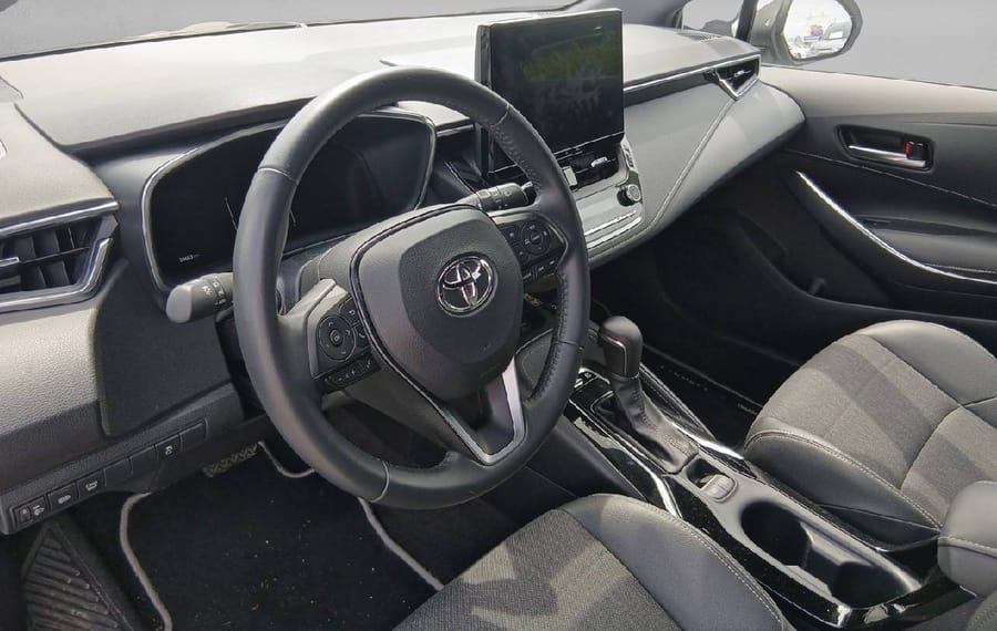 Choisissez votre toyota corollabreak chez CarGo Flex