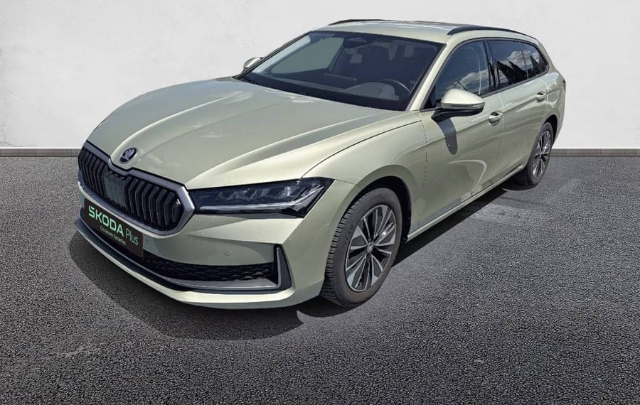 Choisissez votre skoda superbbreak chez CarGo Flex