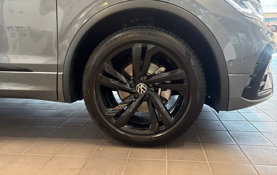 Choisissez votre volkswagen tiguanallspace chez CarGo Flex