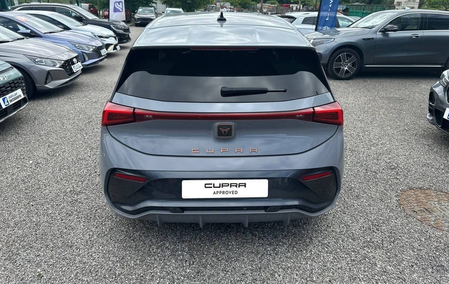 Choisissez votre cupra bornelectrique chez CarGo Flex