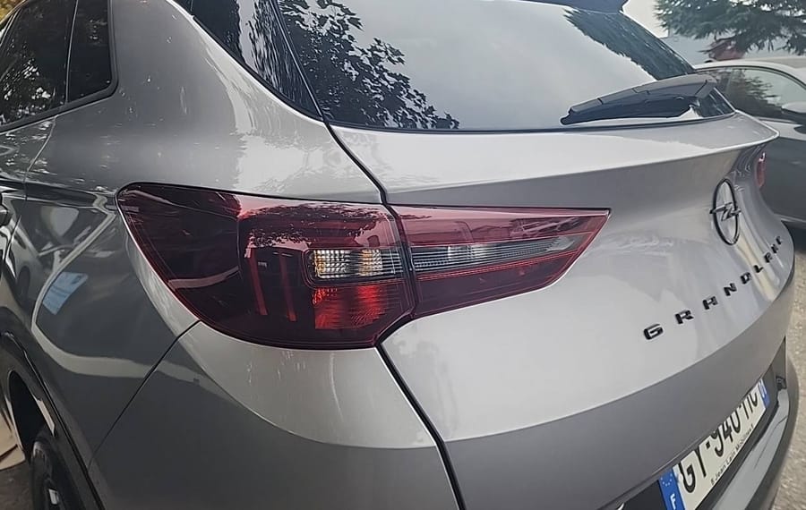 Choisissez votre opel grandland chez CarGo Flex