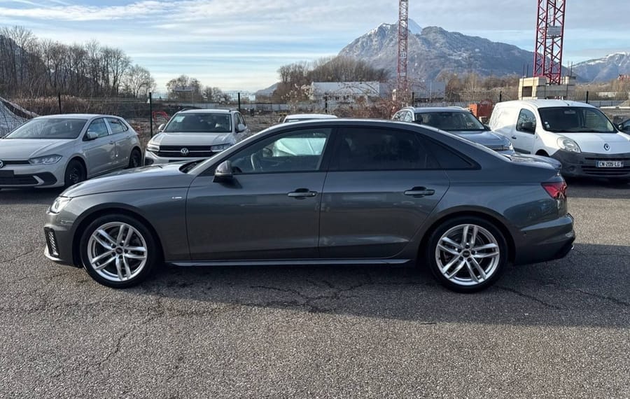 Choisissez votre audi a4 chez CarGo Flex