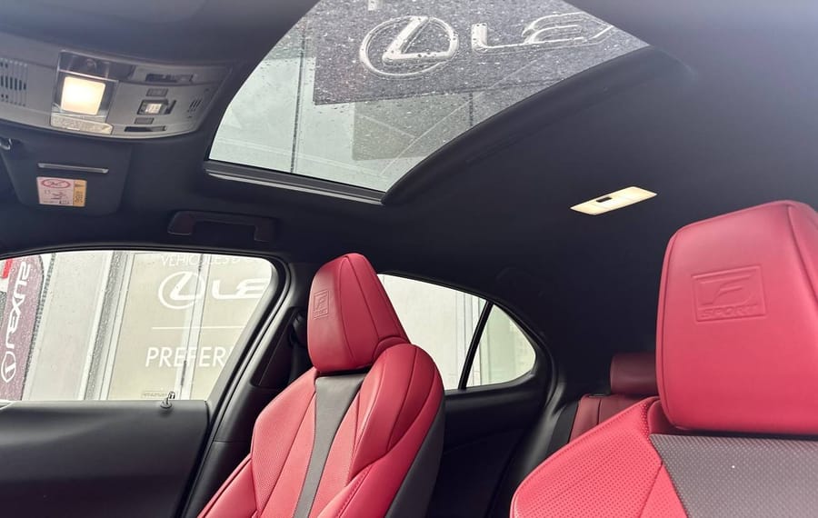 Choisissez votre lexus ux chez CarGo Flex