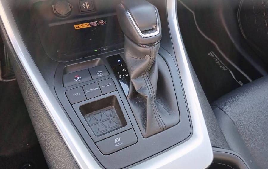 Choisissez votre toyota rav4 chez CarGo Flex
