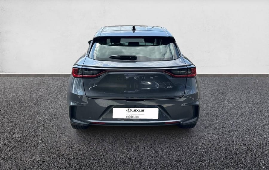 Choisissez votre lexus lbx chez CarGo Flex