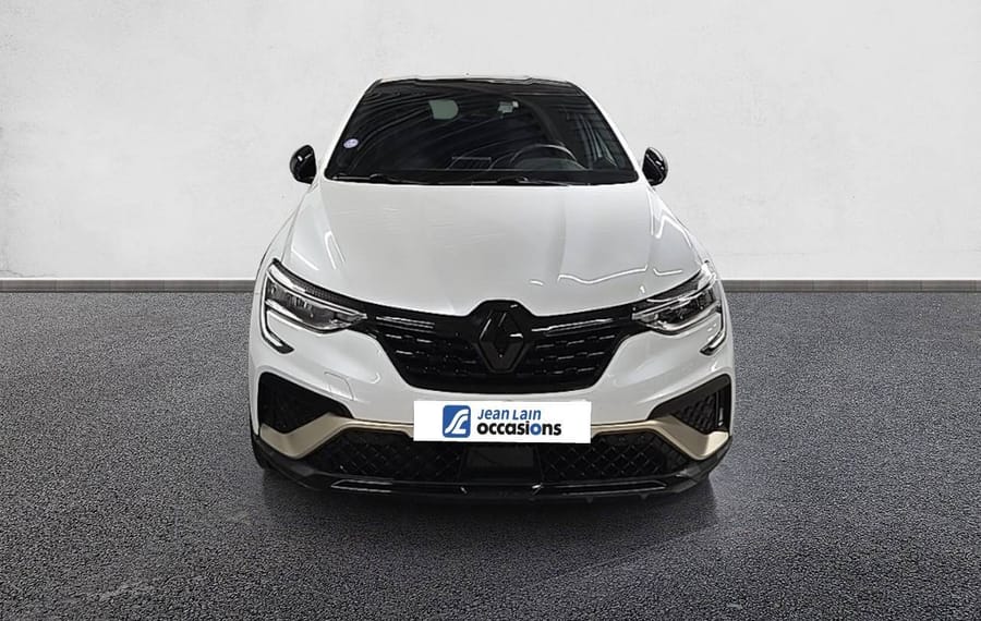 Choisissez votre renault arkana chez CarGo Flex