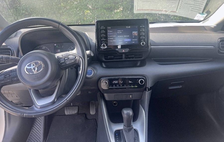 Choisissez votre toyota yaris chez CarGo Flex
