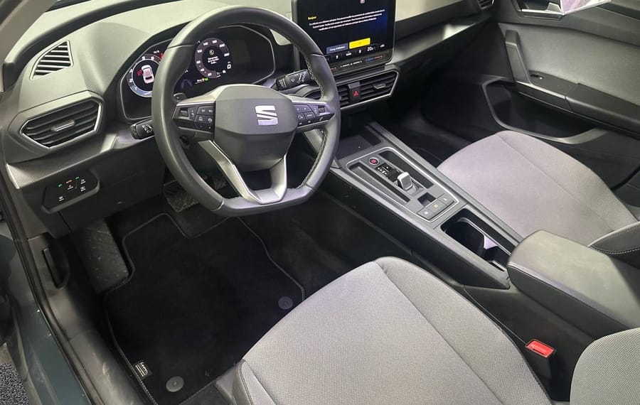 Choisissez votre seat leon chez CarGo Flex