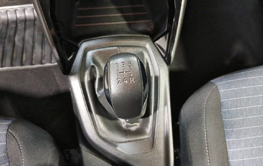 Choisissez votre peugeot 208 chez CarGo Flex