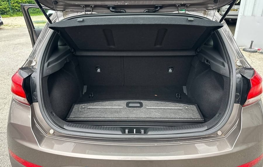 Choisissez votre hyundai i30 chez CarGo Flex