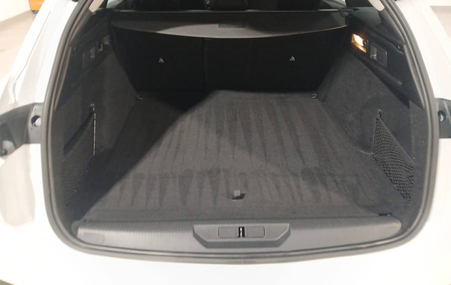 Choisissez votre peugeot 308break chez CarGo Flex