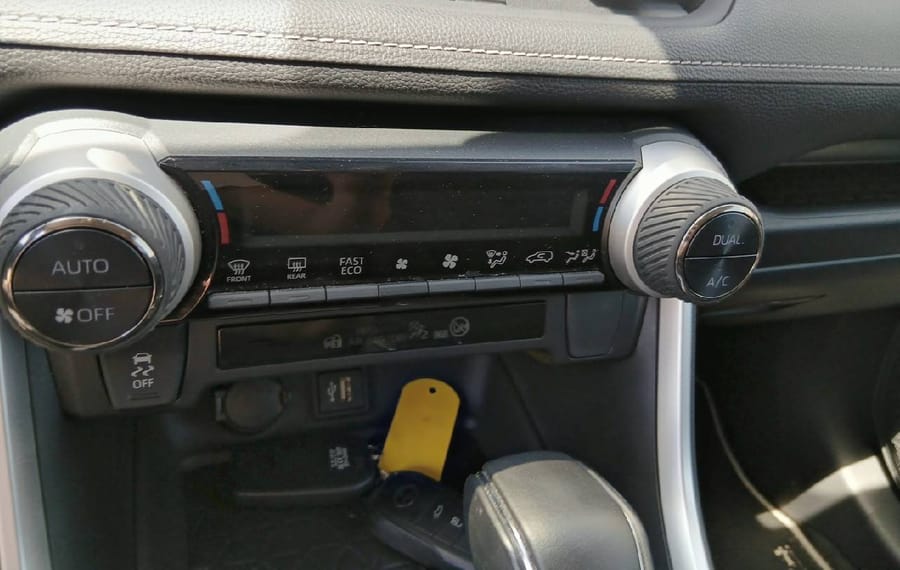 Choisissez votre toyota rav4 chez CarGo Flex