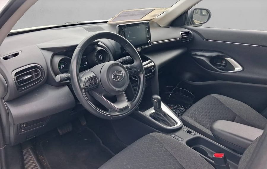Choisissez votre toyota yariscross chez CarGo Flex