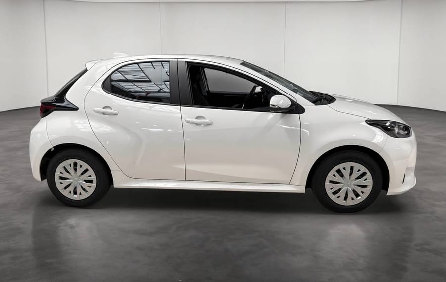 Choisissez votre toyota yaris chez CarGo Flex
