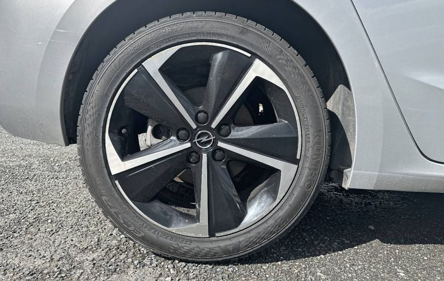 Choisissez votre opel astra chez CarGo Flex