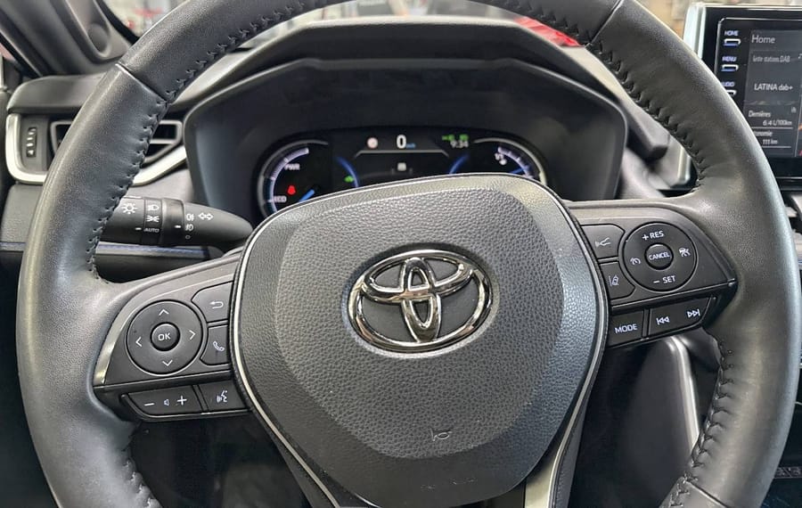 Choisissez votre toyota rav4 chez CarGo Flex