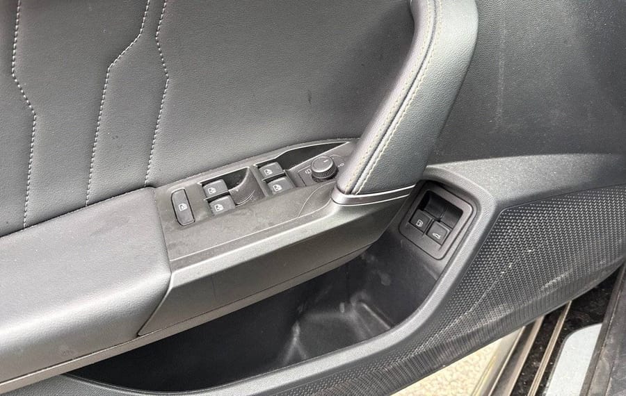 Choisissez votre cupra leonbreak chez CarGo Flex