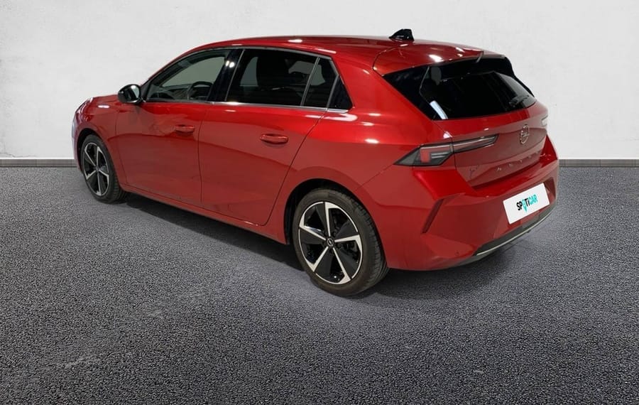Choisissez votre opel astra chez CarGo Flex