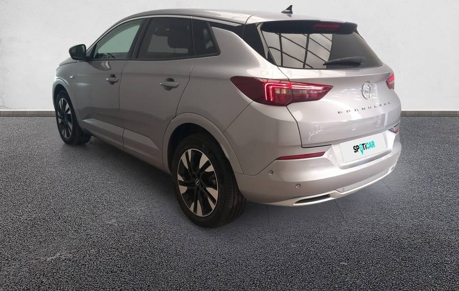 Choisissez votre opel grandland chez CarGo Flex
