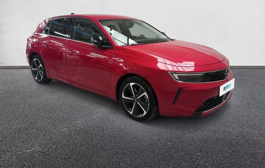 Choisissez votre opel astra chez CarGo Flex