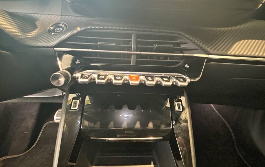 Choisissez votre peugeot 2008 chez CarGo Flex