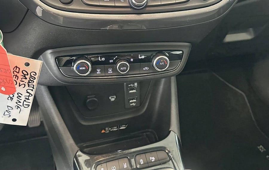 Choisissez votre opel crossland chez CarGo Flex
