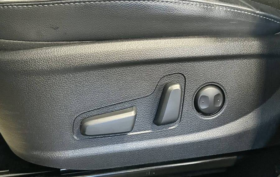 Choisissez votre hyundai santafe chez CarGo Flex
