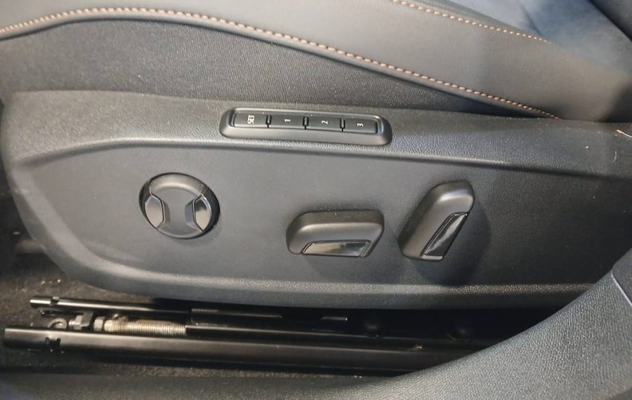 Choisissez votre cupra leon chez CarGo Flex