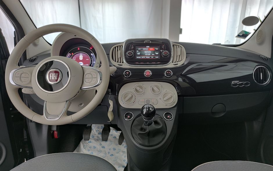 Choisissez votre fiat 500 chez CarGo Flex