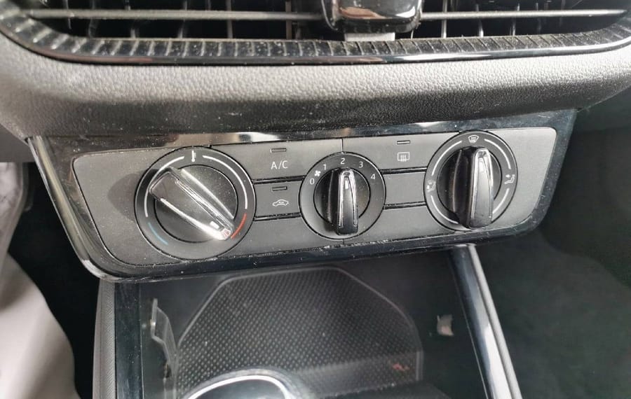 Choisissez votre skoda fabia chez CarGo Flex