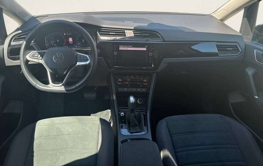 Choisissez votre volkswagen touran chez CarGo Flex